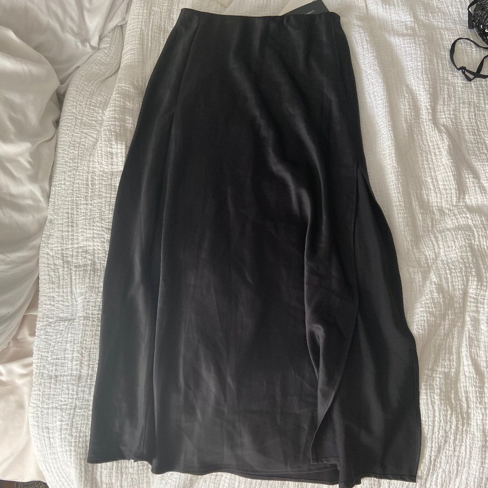 Danielle Bernstein Black Midi Skirt- NWT!